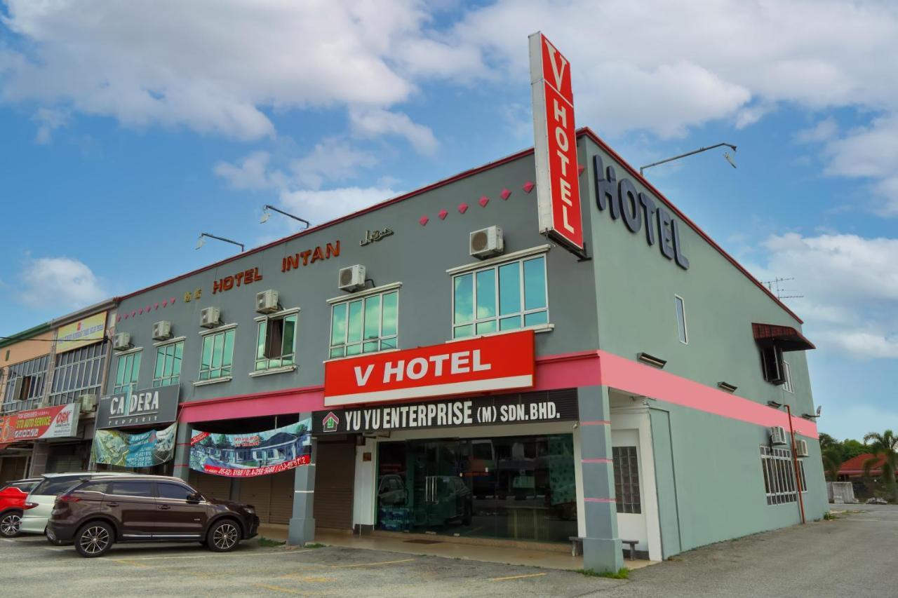 V Hotel Teluk Intan Eksteriør billede